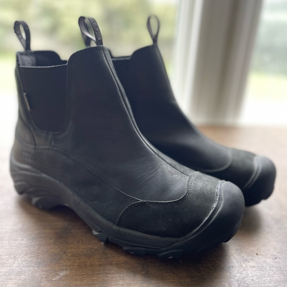 Mens Keen Anchorage Boots size 11.5